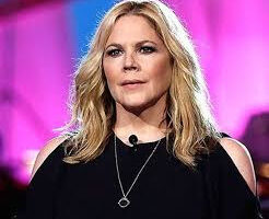 Actress Mary McCormack Talks Career, Heels, & This Years National Memorial Concert on PBS